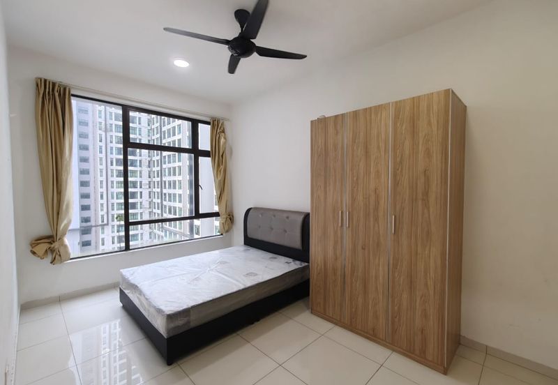 D'Summit Residences @ Kempas Utama