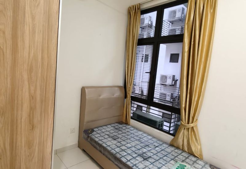 D'Summit Residences @ Kempas Utama