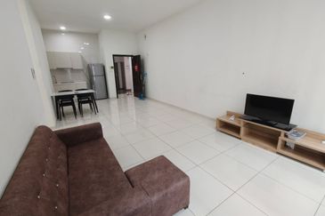 D'Summit Residences @ Kempas Utama