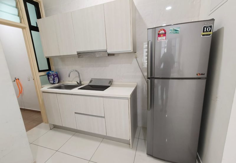 D'Summit Residences @ Kempas Utama