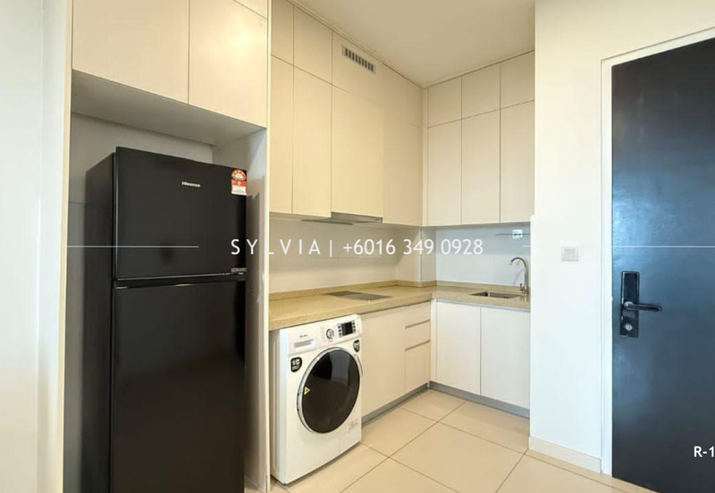 The M @ Medini Macrolink