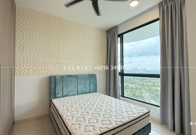 The M @ Medini Macrolink