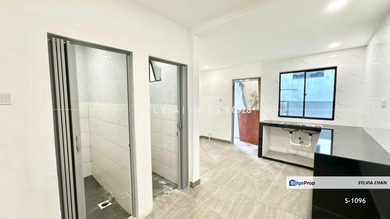 Double Storey Low Cost @ Kelapa Sawit, Johor, Kulai