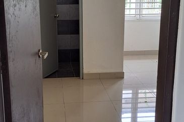 Taman Jenderam Damai