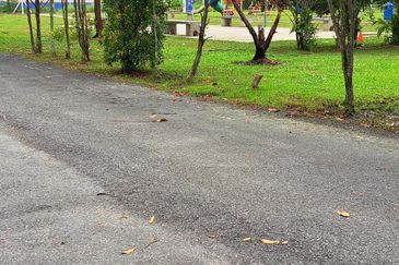 Taman Jenderam Damai