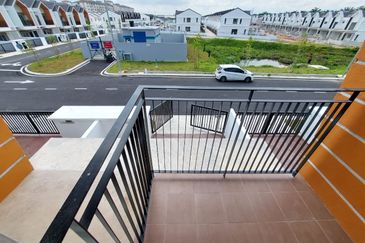 Dua Ruby Garden Residence