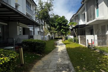 Tropicana Aman Bayan Residences