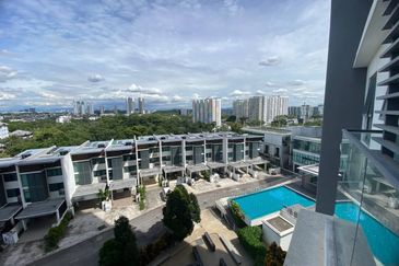 Cristal Serin Residence