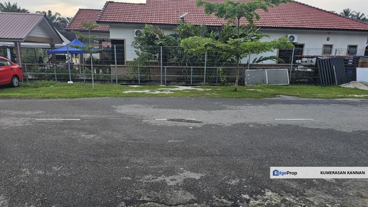 Exquisitely Renovated Freehold 2-Storey Terrace  Taman Semarang Intan, Dengkil For SALE, Selangor, Sepang