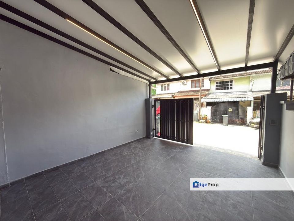 Jalan Permas Jaya, Double storey Low Cost , Johor, Masai