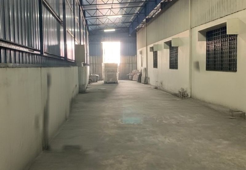 Ipoh Sri Rapat 1.5sty Semi D factory for rent