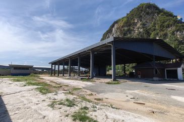 Detached Factory at Tungzen Industrial Park