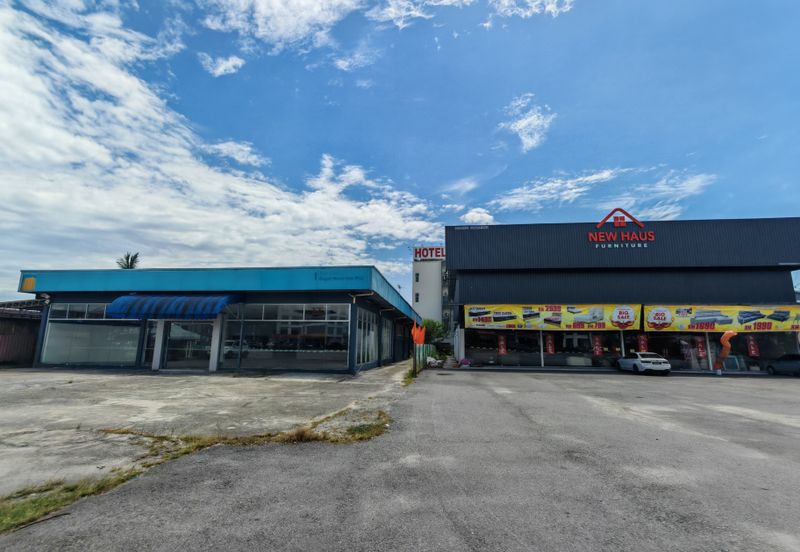 Jalan Pasir Puteh, Station 18