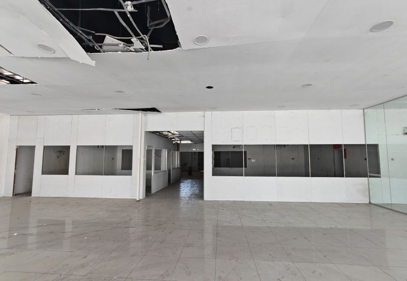 Jalan Pasir Puteh, Station 18