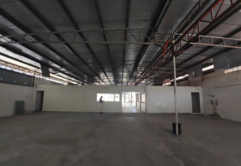 Jalan Pasir Puteh, Station 18