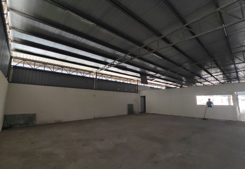 Jalan Pasir Puteh, Station 18