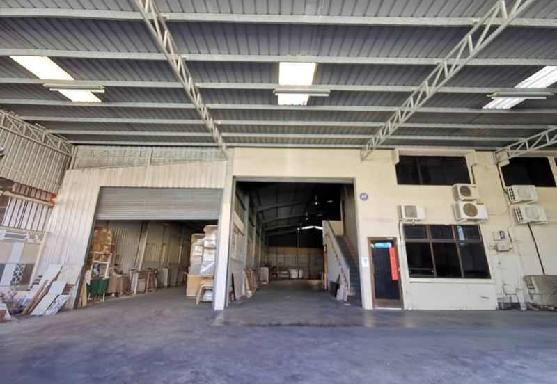 1.5 storey Semi D factory @ Sri Rapat @ Ipoh