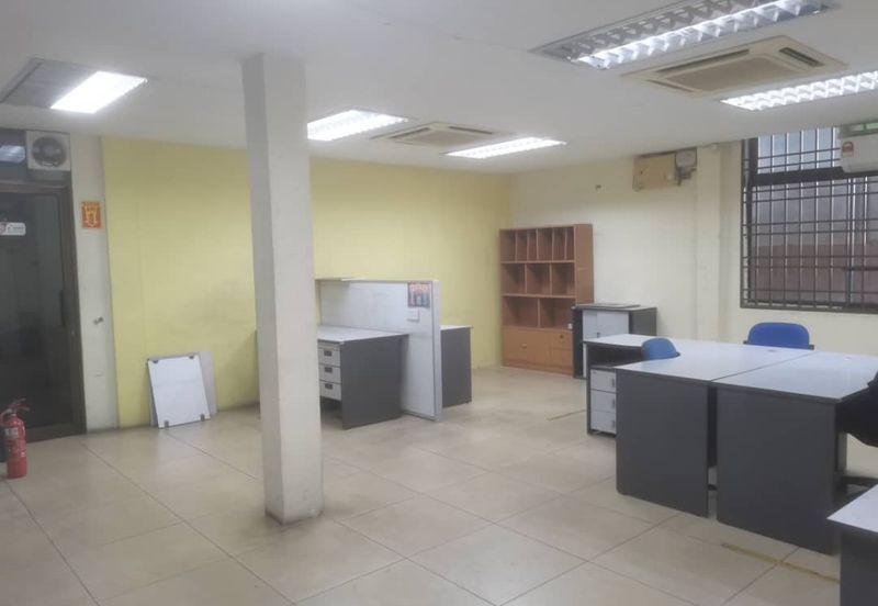 1.5 storey Semi D factory @ Sri Rapat @ Ipoh