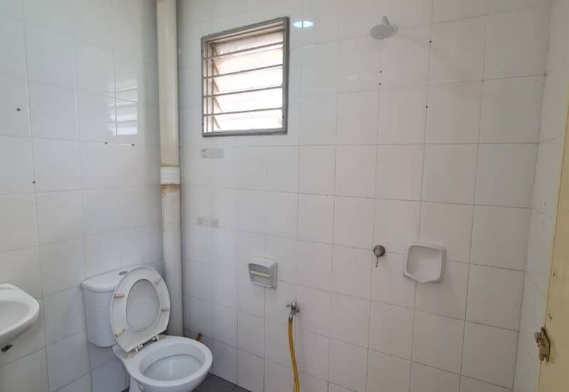 Pangsapuri Akasia, Bandar Botanic