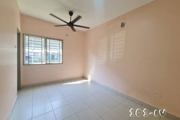 Pangsapuri Akasia, Bandar Botanic