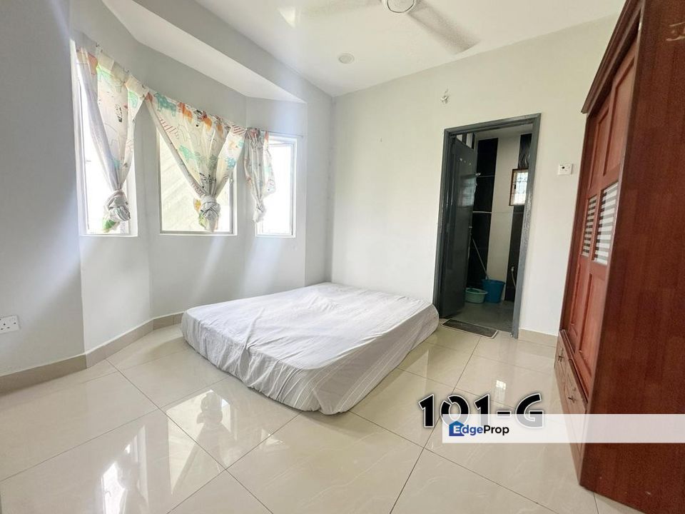 RENTAL RM3000!! Pelangi Court Apartment Duplex Unit GOOD FOR INVESTMENT!! 560K BANK VALUE, Selangor, Klang