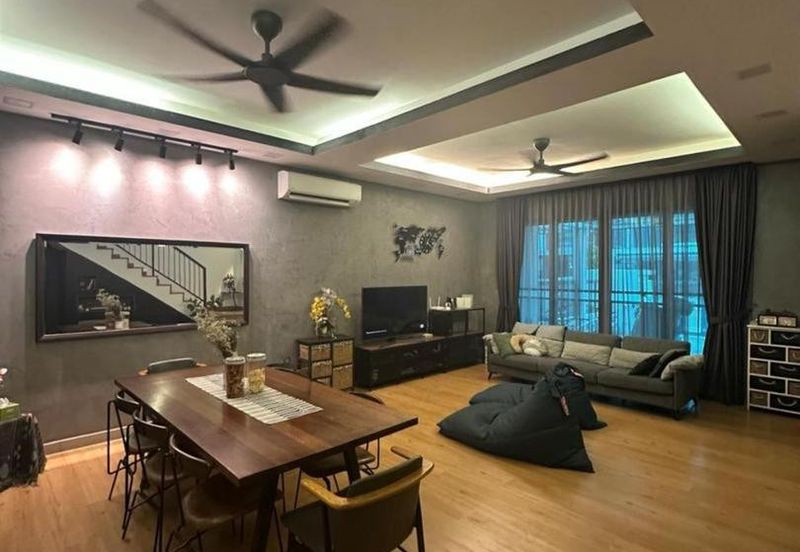 ATHIRA, Bandar Bukit Raja