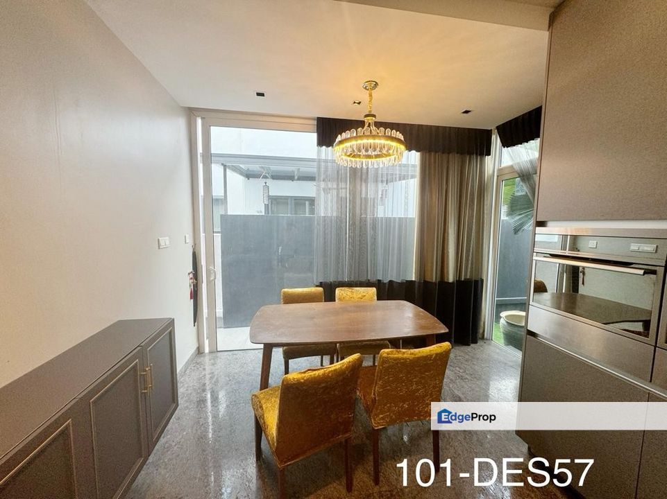 Bandar Parkland 2 Storey Bungalow House 70x97 WITH SWIMMING POOL, Selangor, Klang