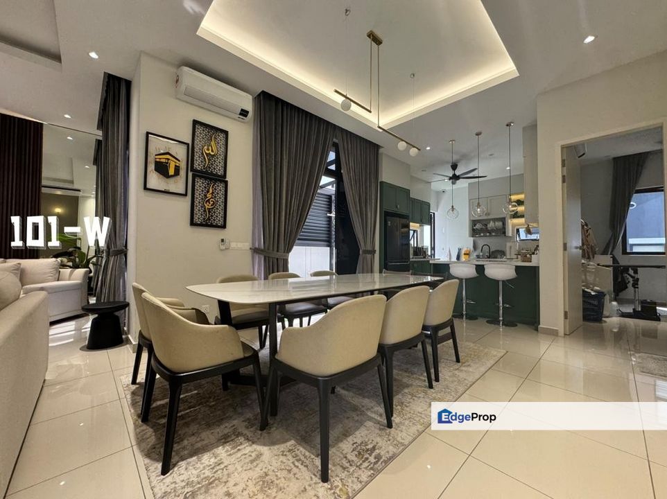 FULLY RENO!! Nara Eco Ardence Setia Alam 2 Storey Garden Home 30x60 FULLY FURNISHED!!, Selangor, Shah Alam