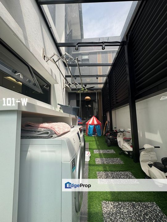 FULLY RENO!! Nara Eco Ardence Setia Alam 2 Storey Garden Home 30x60 FULLY FURNISHED!!, Selangor, Shah Alam