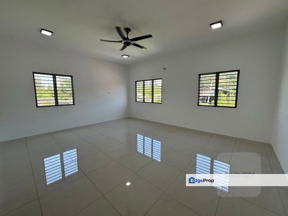 RENOVATED!! Batu Belah Klang Double Storey Endlot House LIMITED UNIT!!, Selangor, Klang
