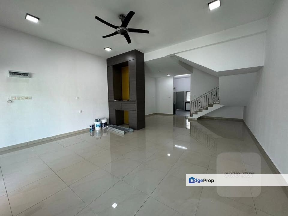 RENOVATED!! Batu Belah Klang Double Storey Endlot House LIMITED UNIT!!, Selangor, Klang