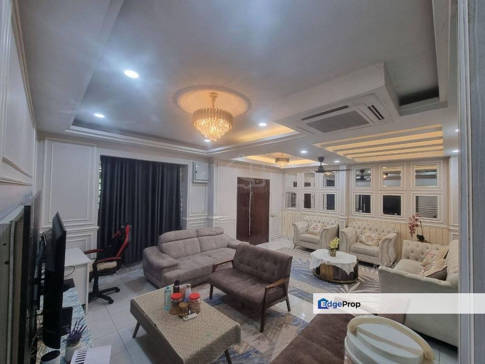 Bandar Bukit Raja Double Storey House 22x75 Fully Reno 5 Rooms, Selangor, Klang