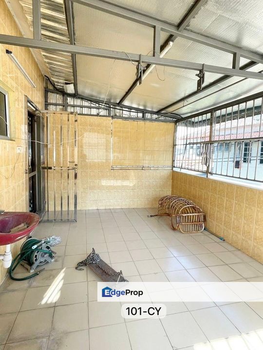 Taman Bayu Perdana Klang Double Storey House For Sale 20x80 Fully Extended, Selangor, Klang