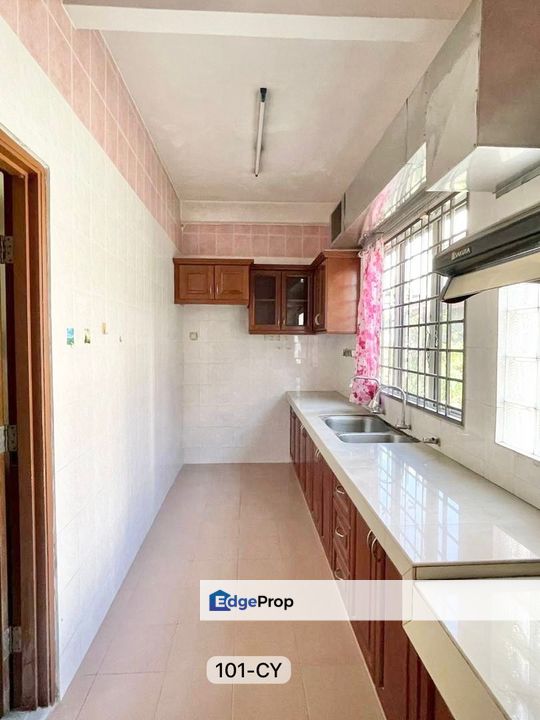 Taman Bayu Perdana Klang Double Storey House For Sale 20x80 Fully Extended, Selangor, Klang