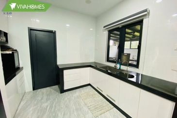 [Near Beach] Fully Renovated Single Storey Semi-Detached, Jalan Dato Abdullah, Kuantan [Newly Built 2 years ago, Selling Lock, Stock & Barrel]