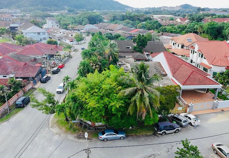 10,700 sqft BiG Land Single Storey Semi D Corner Lot, Air Putih, Kuantan Pahang