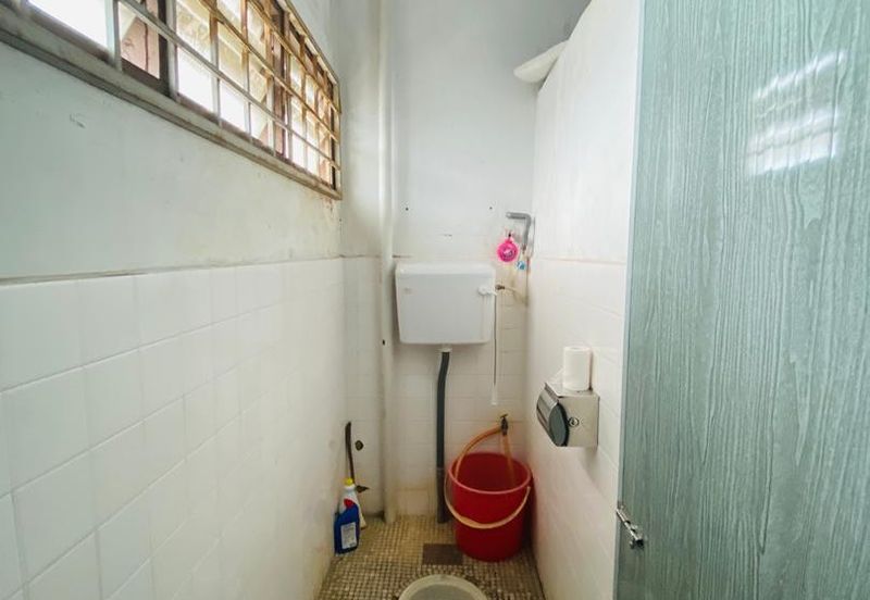 For Rent (Newly Refurbished) 2 Storey Shop Lot,  Air Putih, Kuantan, Pahang