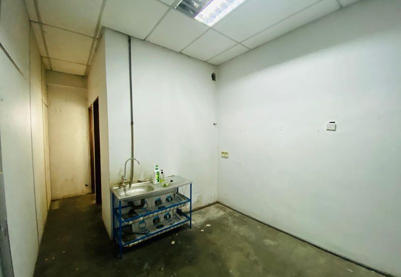 For Rent (Newly Refurbished) 2 Storey Shop Lot,  Air Putih, Kuantan, Pahang