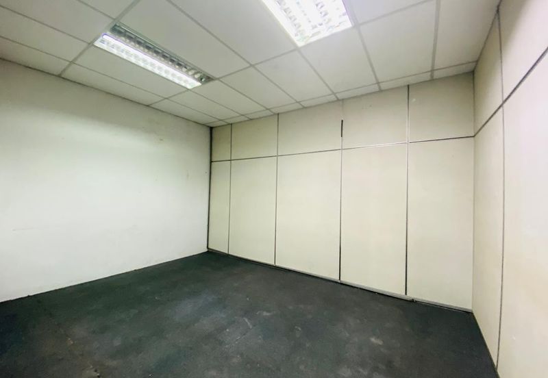 For Rent (Newly Refurbished) 2 Storey Shop Lot,  Air Putih, Kuantan, Pahang