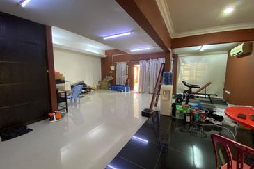 For Sale [Renovated] Double Storey Terrace Corner Lot, Sri Teruntum, Kuantan, Pahang