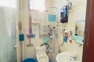 For Sale Nicely Renovated Low-Cost House @ Bukit Setongkol Perdana, Kuantan, Pahang | 出售 三太子廉价屋 3房2厕 温馨小家