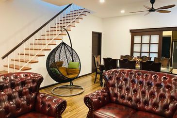 For Sale [Balinese Design Full Renovation] Corner Lot 2-Storey Semi D @ Pantai Pelindung, Kuantan, Pahang