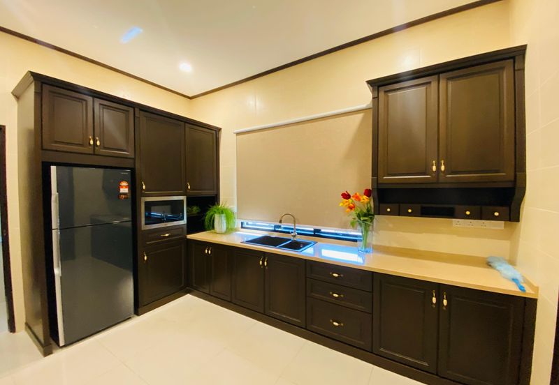 For Sale [Balinese Design Full Renovation] Corner Lot 2-Storey Semi D @ Pantai Pelindung, Kuantan, Pahang