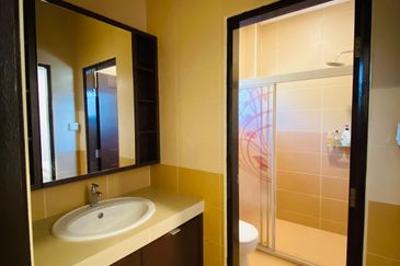 For Sale [Balinese Design Full Renovation] Corner Lot 2-Storey Semi D @ Pantai Pelindung, Kuantan, Pahang