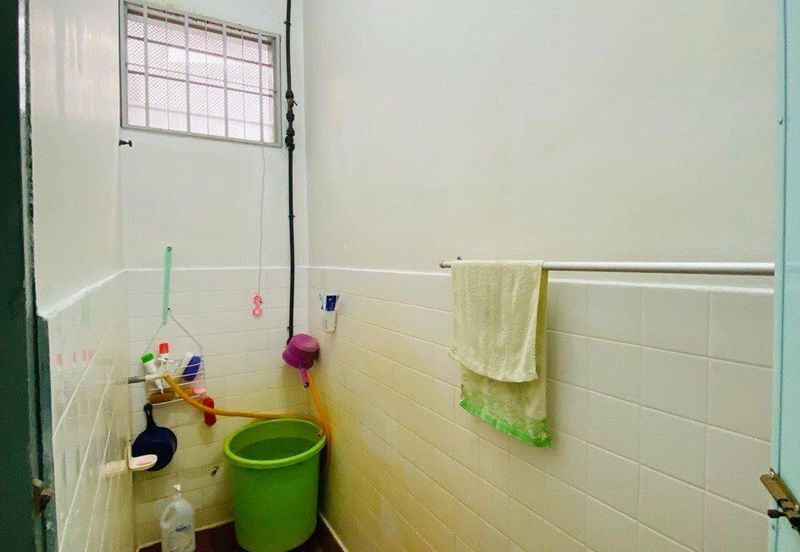 For Sale Renovated Cozy Single Storey Terrace @ Air Putih, Kuantan, Pahang