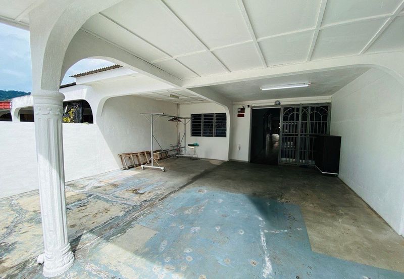 For Sale Renovated Cozy Single Storey Terrace @ Air Putih, Kuantan, Pahang