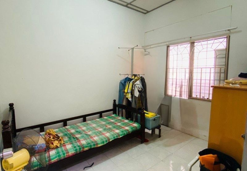 For Sale Renovated Cozy Single Storey Terrace @ Air Putih, Kuantan, Pahang