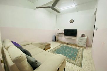 For Sale [Below Market Value] - Cozy Single Storey Terrace @ Teluk Sisek, Kuantan