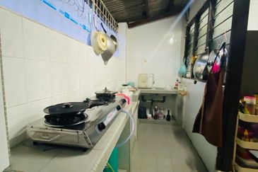 For Sale [Below Market Value] - Cozy Single Storey Terrace @ Teluk Sisek, Kuantan