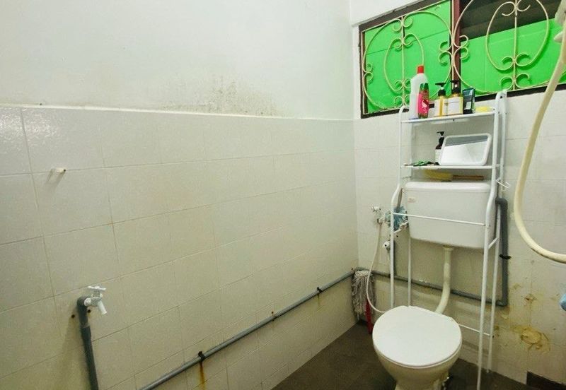 For Sale [Below Market Value] - Cozy Single Storey Terrace @ Teluk Sisek, Kuantan